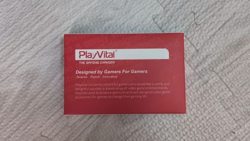 PlayVital ps5&ps4コントローラー対応サムスティックグリップキャップ、Xboxシリーズ X/S、Xbox One/Elite シリーズ 2やSwitch Proコン対応ユニバーサルプロサムグリップキャップ- 3つの高さの凸面と凹面付き - ブラックの箱